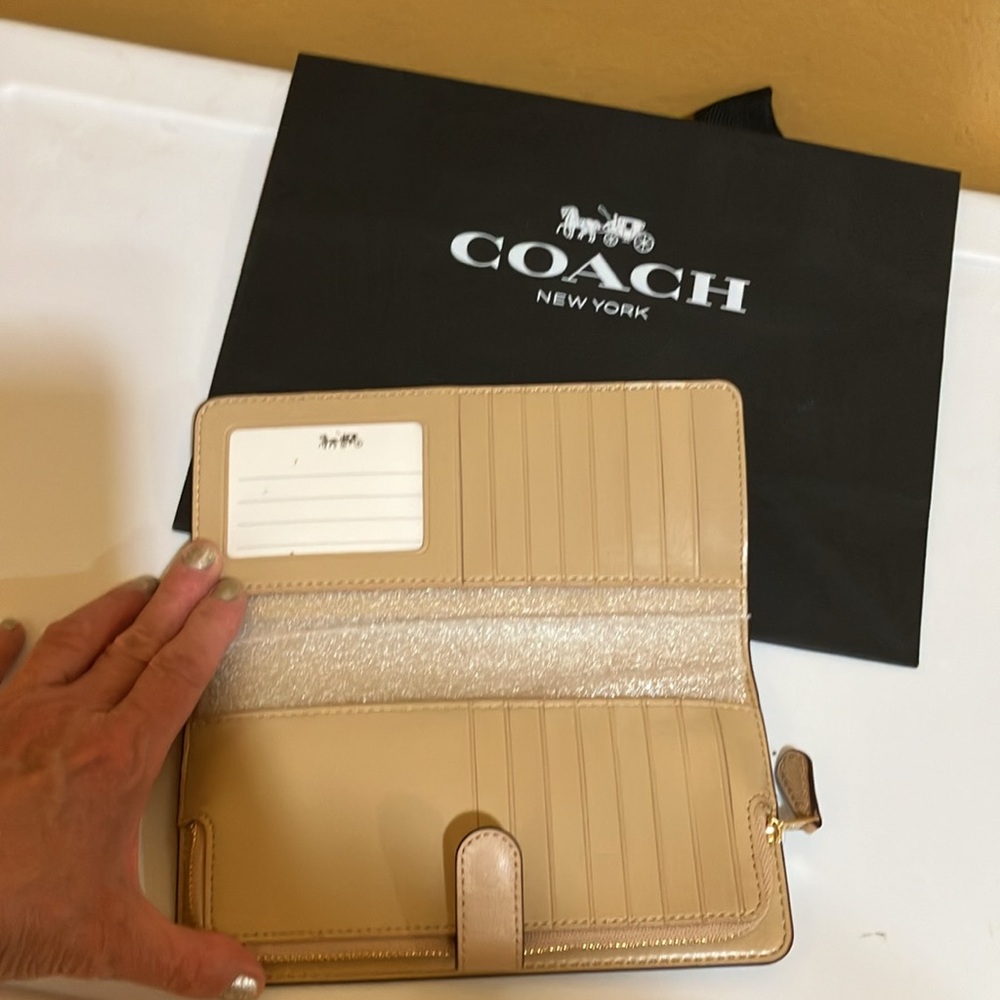 CoachSmooth Beechwood leather Skinny Wallet - Picture 4 of 9